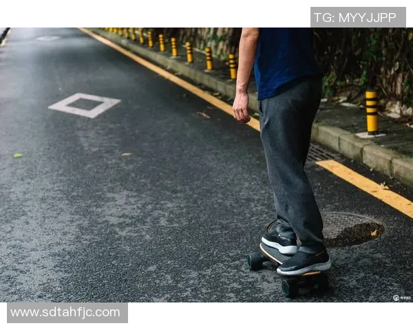 上海滑板队实力分析与发展潜力探讨滑板运动的未来之路