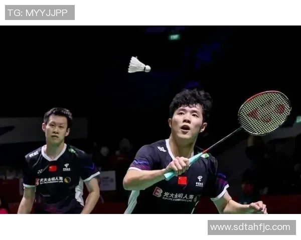 重庆羽毛球队以87分稳居大师赛积分榜首位展现强劲实力 重庆羽毛球队以87分稳居大师赛积分榜首位展现强劲实力