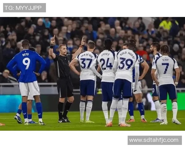 LNG战队区域防守体系解析与英雄联盟战术的深度探讨 LNG战队区域防守体系解析与英雄联盟战术的深度探讨